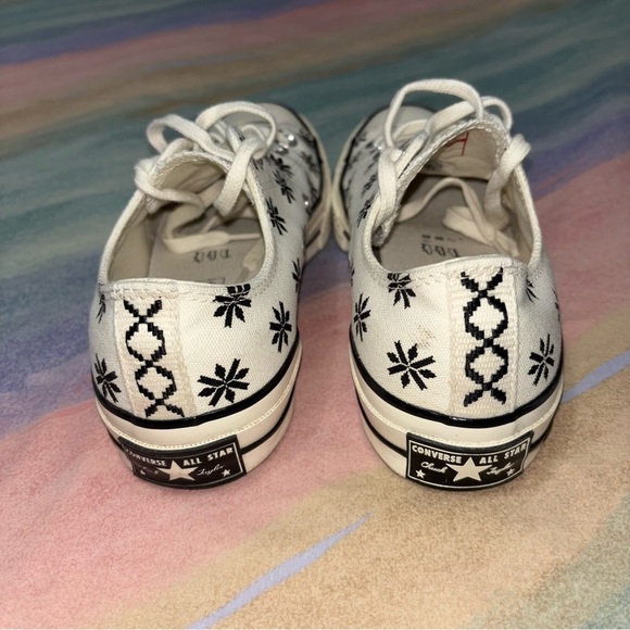 Converse Chuck 70 Low Ox Holiday Sweater Canvas women’s size 8 Sneakers - Picture 7 of 10